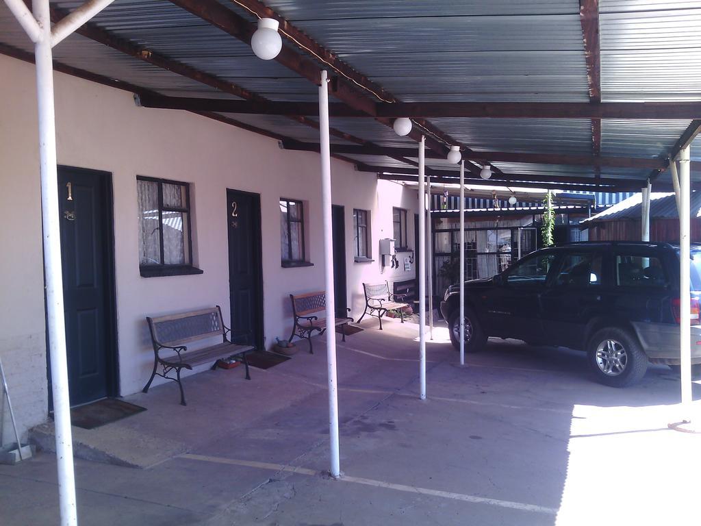 Pat'S Place Machadodorp Exterior foto