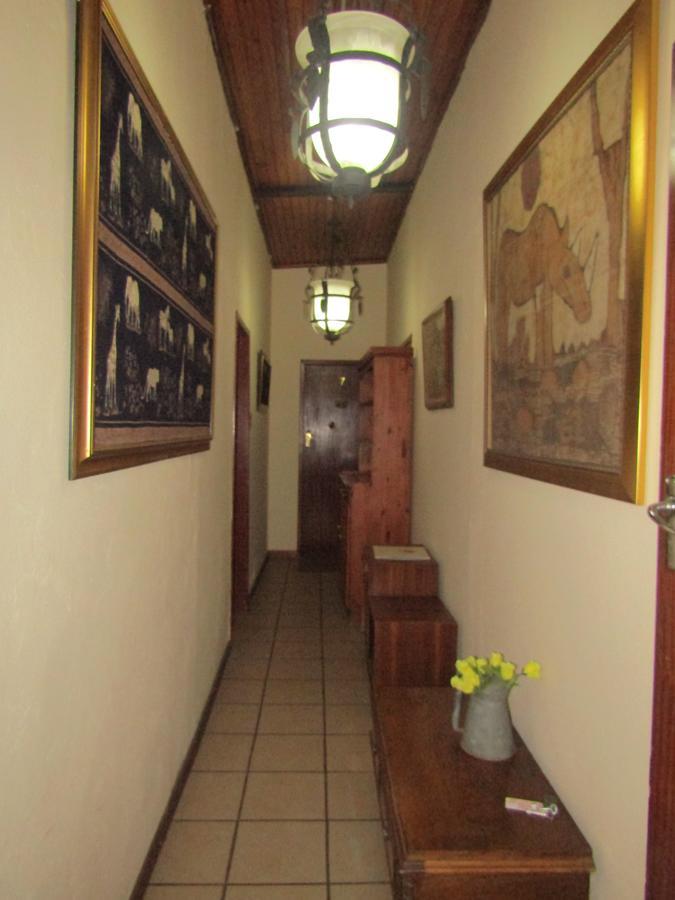 Pat'S Place Machadodorp Exterior foto